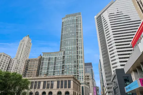 130 N Garland Ct #1608, Chicago, IL 60602