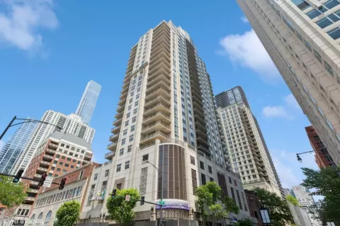 635 N Dearborn St #2506, Chicago, IL 60654