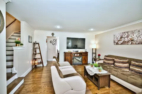 9666 Lois Dr #D, Des Plaines, IL 60016 photo 7