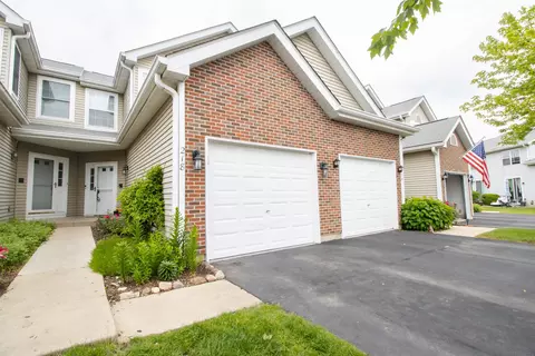 218 Partridge Ct, Algonquin, IL 60102
