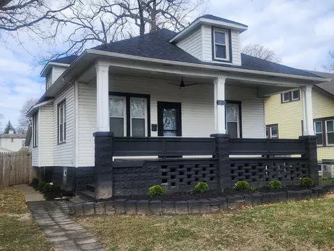 Exterior - 1035 S Osborn Ave, Kankakee, IL 60901 photo 2 of 5