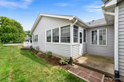 40 S Juniper Dr, North Aurora, IL 60542 photo 33