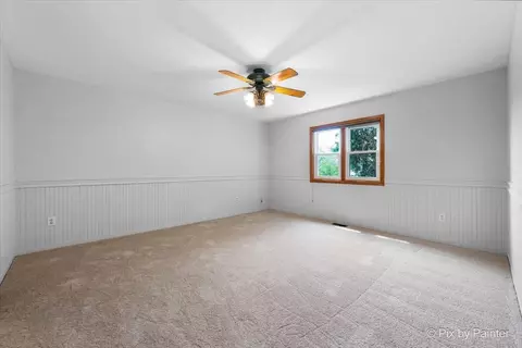 40 S Juniper Dr, North Aurora, IL 60542 photo 15