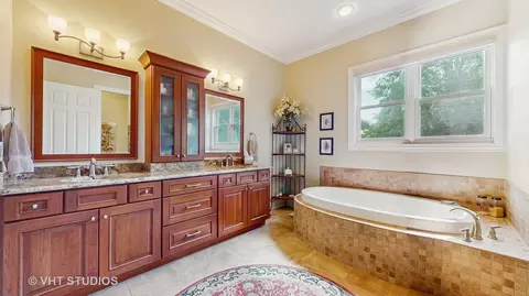 870 Legacy Rdg, Algonquin, IL 60102 photo 24