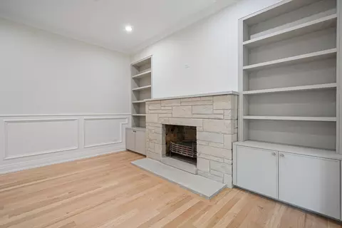 Living - 922 Jackson Ave, River Forest, IL 60305 photo 2 of 6