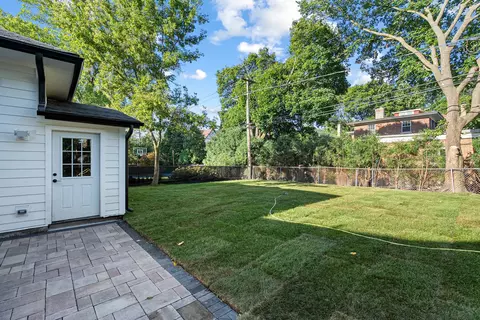 Exterior - 922 Jackson Ave, River Forest, IL 60305 photo 4 of 7
