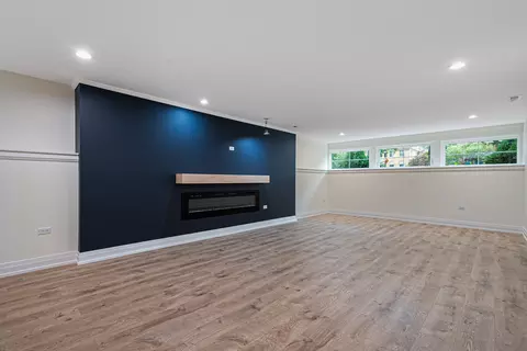 Living - 922 Jackson Ave, River Forest, IL 60305 photo 6 of 6