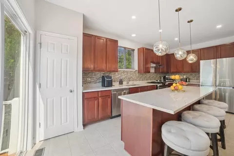 Kitchen - 234 Cassidy Ln, Elgin, IL 60124 photo 2 of 3