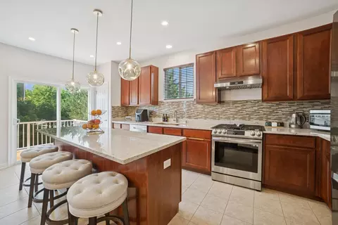 Kitchen - 234 Cassidy Ln, Elgin, IL 60124 photo 1 of 3