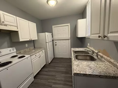 Kitchen - 8048 S Champlain Ave, Chicago, IL 60619 photo 2 of 2