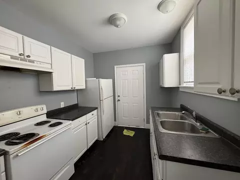 Kitchen - 8048 S Champlain Ave, Chicago, IL 60619 photo 1 of 2
