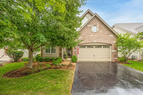 1728 Briarheath Dr, Aurora, IL 60505