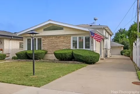 8308 W Leland Ave, Norridge, IL 60706