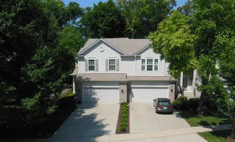 1420 Yellowstone Dr, Streamwood, IL 60107