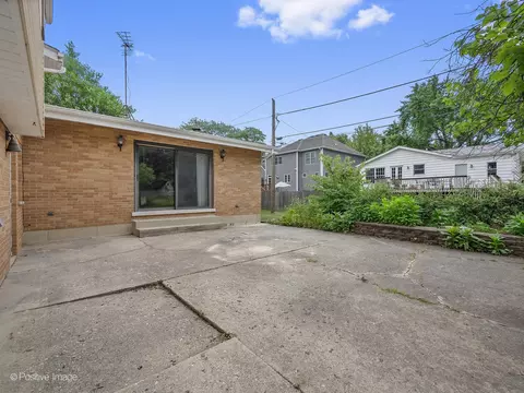 1106 E North Path, Wheaton, IL 60187 photo 18