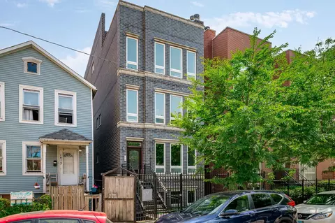 1415 W Walton St #3, Chicago, IL 60642