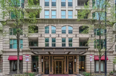 25 E Superior St #1503, Chicago, IL 60611