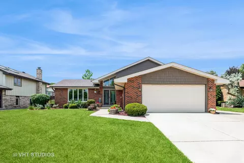 15330 Teebrook Dr, Orland Park, IL 60462