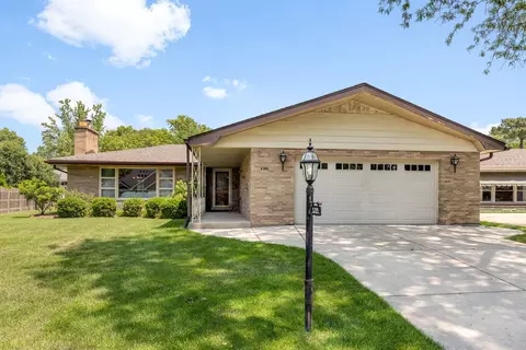 5205 Ellington Ave, Western Springs, IL 60558