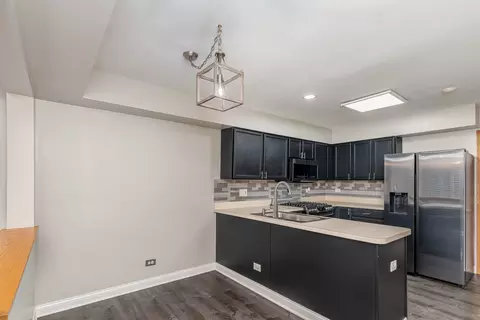 3133 Reflection Dr, Naperville, IL 60564 photo 5