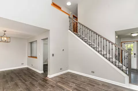 3133 Reflection Dr, Naperville, IL 60564 photo 4