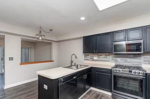 3133 Reflection Dr, Naperville, IL 60564 photo 7