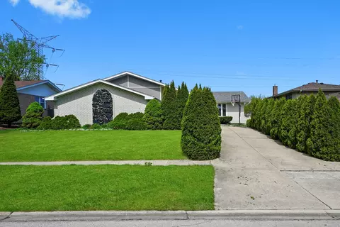 14424 S Pheasant Ln, Homer Glen, IL 60491