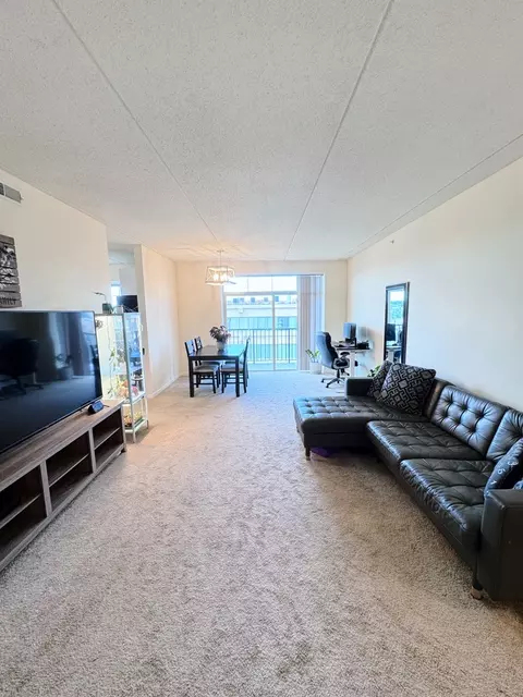 656 Pearson St #512C, Des Plaines, IL 60016 photo 8