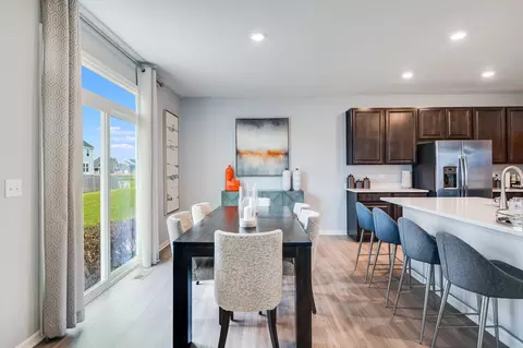 Dining - 2895 Killarny Dr, Elgin, IL 60124 photo 1 of 4