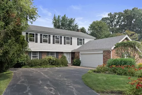 1458 Berkley Ct, Deerfield, IL 60015