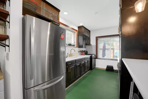 Kitchen - 9146 S Hamilton Ave, Chicago, IL 60643 photo 1 of 2