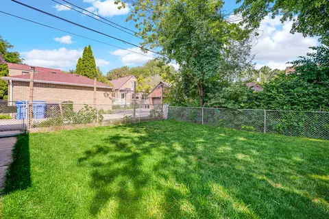 Exterior - 9146 S Hamilton Ave, Chicago, IL 60643 photo 6 of 7
