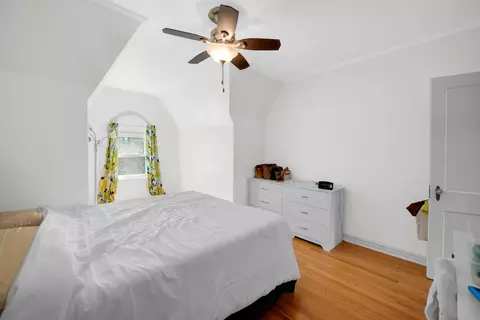Bedroom - 9146 S Hamilton Ave, Chicago, IL 60643 photo 2 of 2