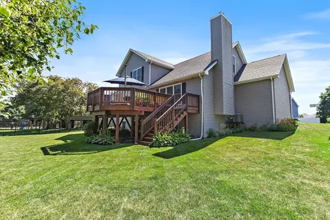 105 Devonshire Dr, Dekalb, IL 60115 photo 34