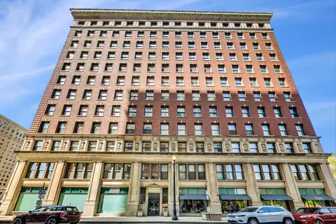 888 S Michigan Ave #601, Chicago, IL 60605