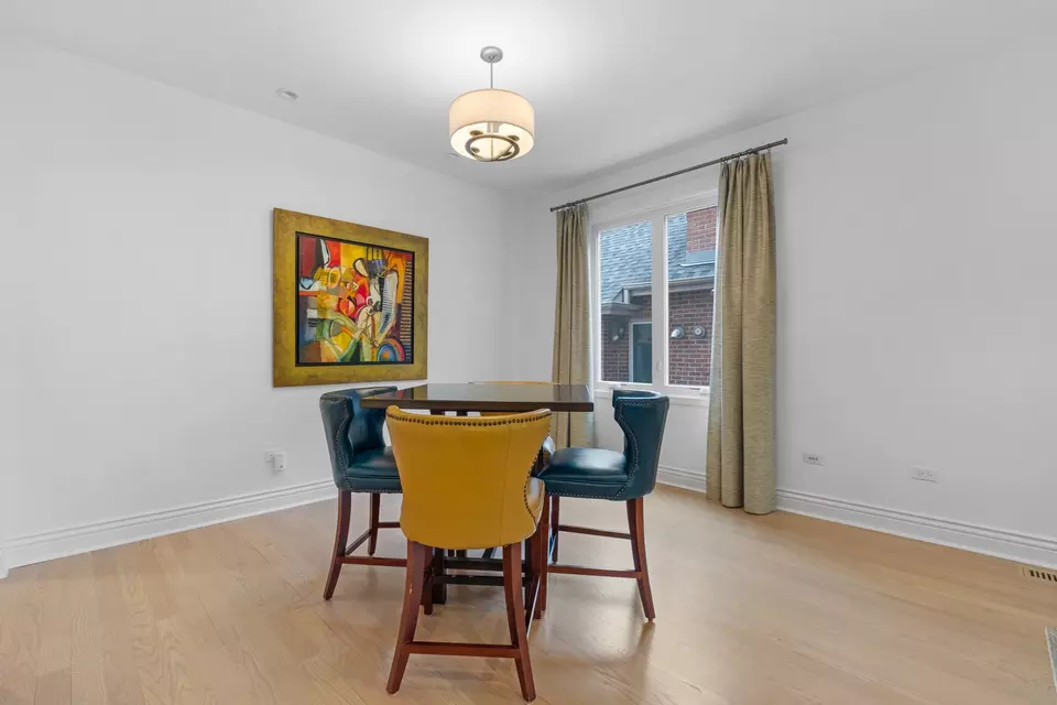 Dining - 4316 W Summerdale Ave, Chicago, IL 60630 photo 7 of 7