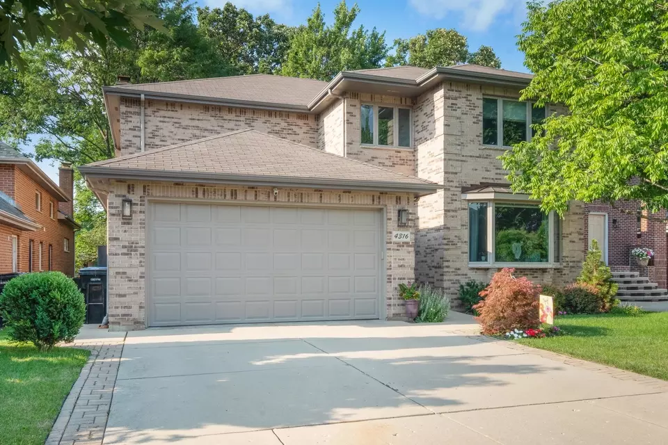 Exterior - 4316 W Summerdale Ave, Chicago, IL 60630 photo 1 of 6