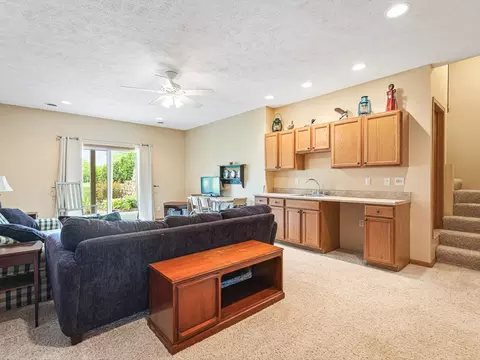 1375 Coven Cir, Davis, IL 61019 photo 25