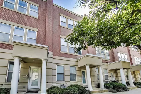 7501 Brown Ave #3C, Forest Park, IL 60130