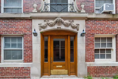 1424 E 58th St #3, Chicago, IL 60637