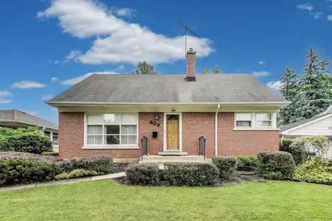809 N Patton Ave, Arlington Heights, IL 60004