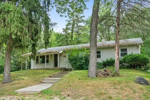 23036 W Long Grove Rd, Deer Park, IL 60010