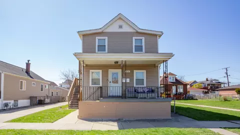 12842 Winchester Ave, Blue Island, IL 60406