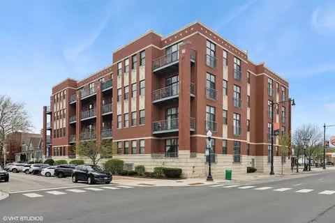 4011 N Francisco Ave #310, Chicago, IL 60618