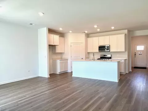 Kitchen - 1255 Wild Tulip Ct, Bartlett, IL 60103 photo 1 of 1