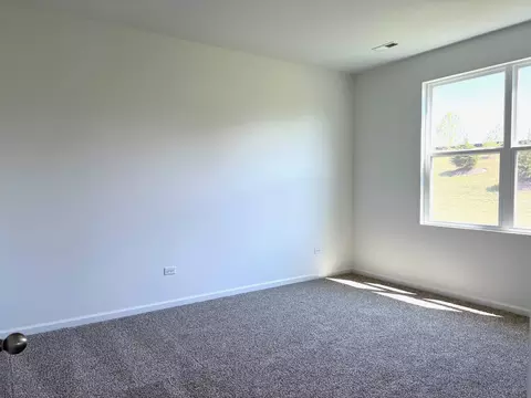 Bedroom - 1255 Wild Tulip Ct, Bartlett, IL 60103 photo 7 of 7