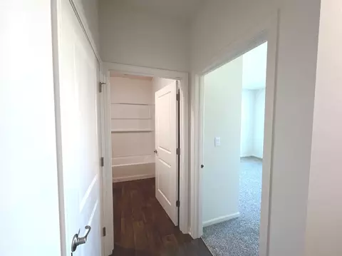 Entry Way - 1255 Wild Tulip Ct, Bartlett, IL 60103 photo 2 of 2