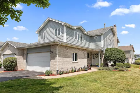 8378 Dunmore Dr, Tinley Park, IL 60487