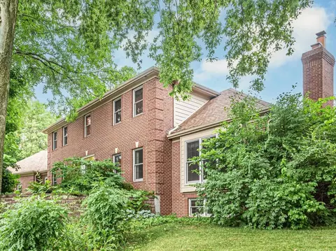 231 Deer Ln, Sleepy Hollow, IL 60118