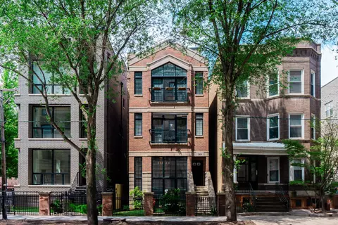 2418 N Southport Ave #1, Chicago, IL 60614